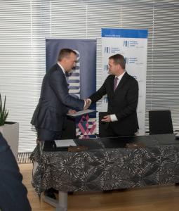 Mr Jani Nieminen, CEO of VVO Group plc - Mr Jan VAPAAVUORI, Vice-President of the EIB