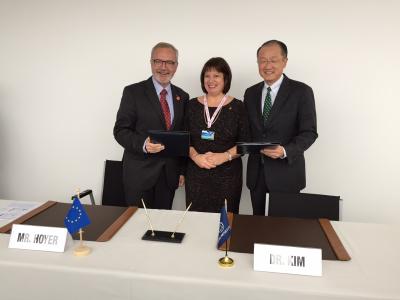 President of the EIB Werner Hoyer, Finance Minister of Ukrania Natalia Jaresko and President of the World Bank Jim Yong Kim