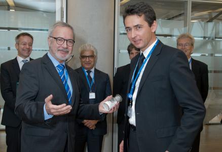 Werner Hoyer; President of the EIB and Klaus Jennewein, Managing Director and founding member of Jennewein Biotechnologie