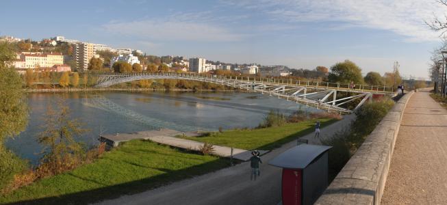 Financing urban transport infrastructure projects, soft transport modes and urban rehabilitation in the Urban Community of Lyon