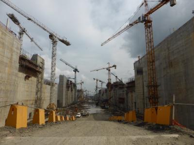 Viewing the ongoing expansion of the Panama Canal
