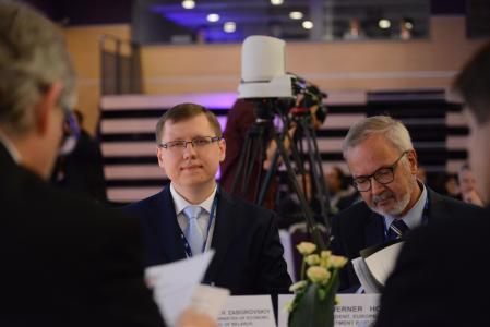 from left to right: Mr Alexander ZABOROVSKIY,First Deputy Minister of Economy, Republic of Belarus, and Mr Werner Hoyer, EIB President