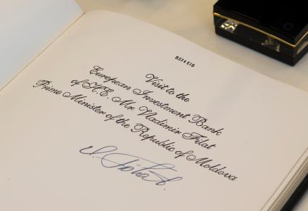 Signature of EIB's guestbook