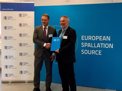 From left to right: Mr Jan Vapaavuori, EIB Vice-President, and Mr John Womersley, ESS Managing Director.