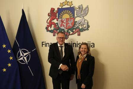 Meeting between President Nadia Calviño and Latvian Finance Minister Arvils Ašeradens