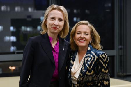 Vice-president Teresa Czerwińska and president Nadia Calviño