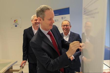 Limburg sustainability fund gets EUR 75m European Investment Bank loan.