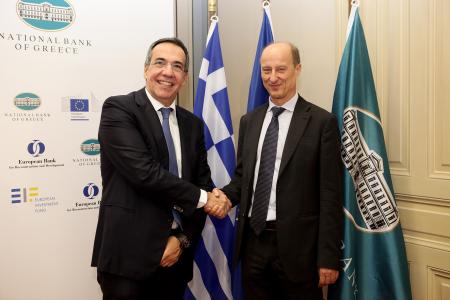 From left to right: Mr. Leonidas Fragkiadakis, CEO of NBG, and Mr. Alessandro Tappi (EIF) Director /Head of Guarantees, Securitization & Microfinance.