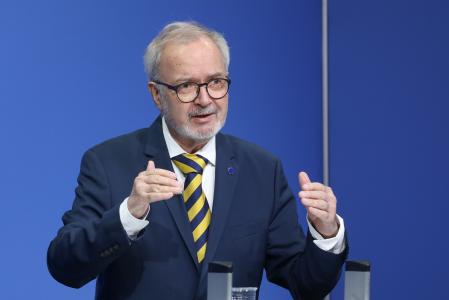 EIB Group Annual Press Conference 2021