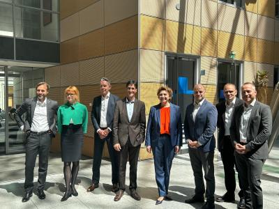 EIB and DKB deepen their partnership in financing the green transition in Germany