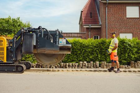 Expanding high-speed internet networks across Germany 