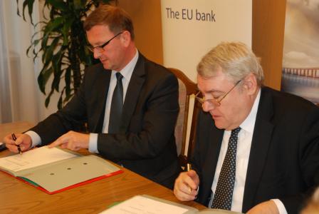Mr Dariusz Kacprzyk President of the BANK GOSPODARSTWA KRAJOWEGO and Mr Laszlo BaranyayVice President of the EUROPEAN INVESTMENT BANK
