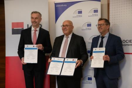 Czech and Slovak businesses to get financing support with €400 million in EIB loans to Komerční banka and SGEF 
