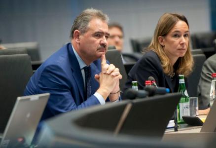 Mr Mihai Tanasescu Vice-President, European Investment Bank and Debora Revoltella, Director of the Economics Department, European InvestmentBank