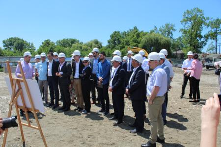 Contributors to the Eastern Partnership Technical Assistance Trust Fund (EPTATF) were invited to Poti, Georgia to visit two project sites, a sports centre and water pumping station, that have benefitted from EIB financing.