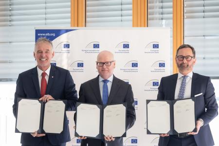 EIB and Energie AG Signature