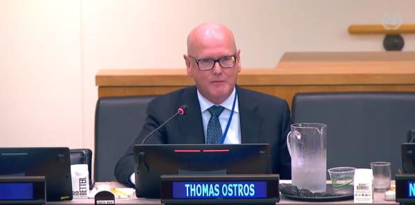 >@United Nations