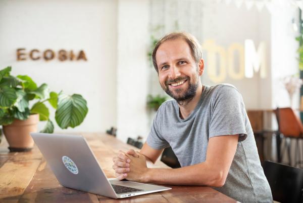 >@Ecosia