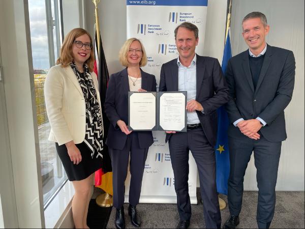>@EIB