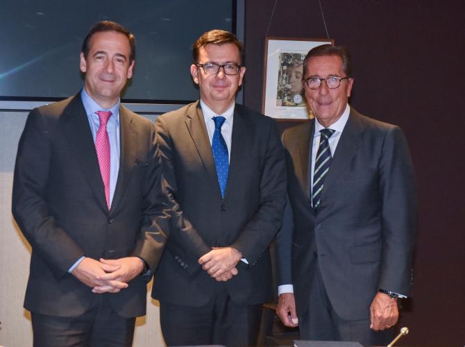 EIB supports microcredits and Spanish SMEs with loans totalling EUR 330m to CaixaBank and MicroBank