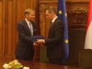 From left to right: Mr Vazil Hudák, EIB Vice President, and Hungarian Minister of National Economy Mr Mihaly Varga.