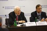 From left to right: Mr Philippe Maystadt, President of the EIB and Mr Dusan Ondrejicka, Senior Press Officer of the EIB