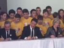 From left to right: Mr Dario Scannapieco, EIB Vice-President, Mr Matteo Renzi, Italia Prime Minister, and Mrs Stefania Giannini, Italia Minister of School and University.