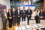 Signature ceremony between the company Exevir and EIB Vice-President Kris Peeters