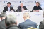 From left to right: Philippe de Fontaine Vive, Vice-President, Philippe Maystadt, President of the EIB and Constance Kann, Director of Communication Department of the EIB