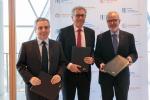  As part of the ERI (Economic Resilience Initiative) 1st Information Session, EIB President, Werner Hoyer, and EIB Vice-President, Dario Scannapieco, welcome Luxembourg Minister for Finances, Mr Pierre Gramegna for the signature of the new Economic Resilience Contribution Agreement between EIb and the Grand Duchy of Luxembourg