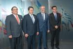 H.E. Mr Arturo CORRALES ALVAREZ, Minister of Foreign Affairs and International Cooperation, H. E. Mr Juan Orlando Hernández, President of the Republic of Honduras, Werner Hoyer, President of the EIB and Román Escolano, Vice-President of the EIB