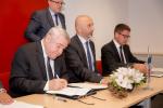 Lazlo Baranyay, Vice president of EIB, Andrej Plos, President of the Management board of Sparkasse Bank, Thomas Jurkowitsch, Member of the Management board of Sparkasse Bank