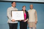 The winner of the 4th European Microfinance Award was presented to the Philippine organization Alay Sa Kaunlaran Inc. (ASKI) for their efforts to support the local Philippine agricultural sector here with Her Royal Highness The Grand Duchess of Luxembourg and Prof. Muhammad Yunus, Chairman of Yunus Centre, Dhaka, Bangladesh