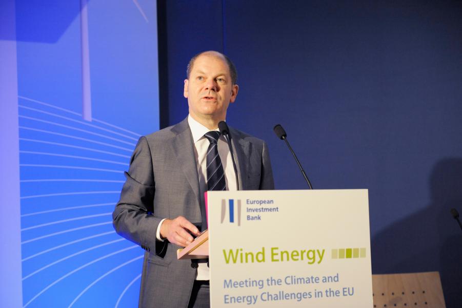 Wind Energy Meeting the Climate and Energy Challenges in the EU