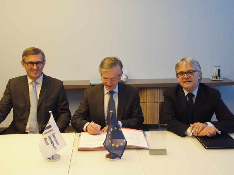 Neue Werkstoffe für Mobilität und Energie – EIB unterstützt Forschungsprojekt der Voestalpine