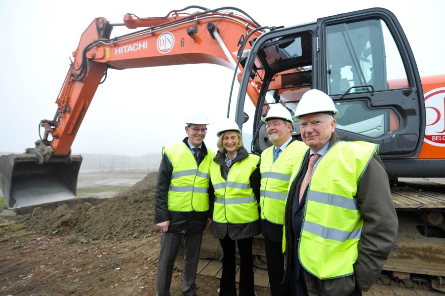 The EIB finances the world’s biggest lock in Antwerp