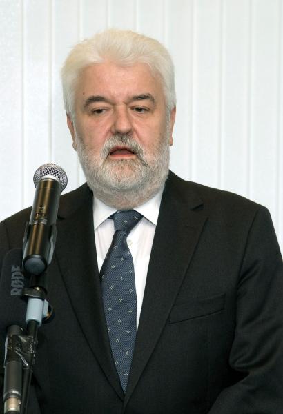 EIB welcomes Serbian Prime Minister Mirko Cvetković - Signature of EUR 384 million loan for Corridor X