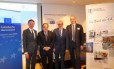 From left to right: European Commission Vice-President Jyrki Katainen, EIB Vice President Ambroise Fayolle, EIB President Werner Hoyer and Marco Fuchs, OHB SE.