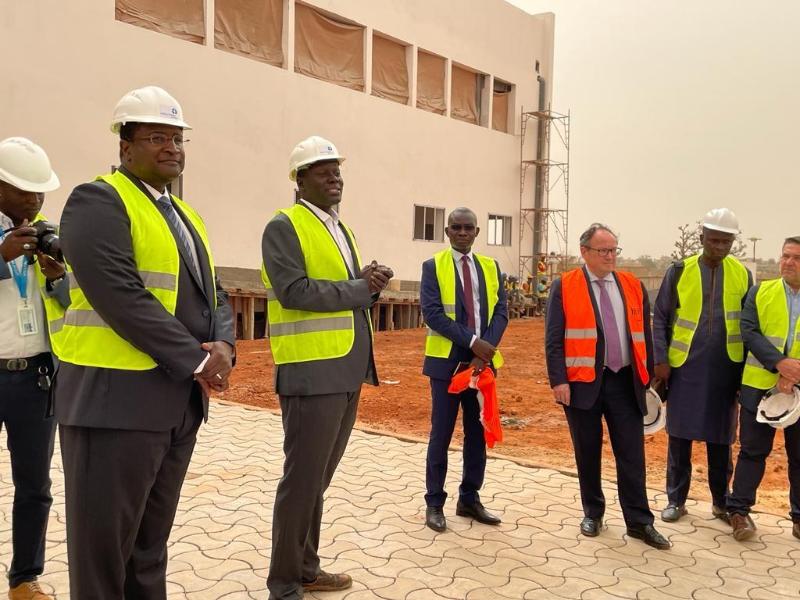 Senegal: EIB provides €75 million to Institut Pasteur de Dakar for new vaccine manufacturing facility