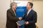 Mr Arthouros Zervos, Chairman and CEO of Public Power Corporation and Mr Plutarchos Sakellaris, Vice President of the EIB
