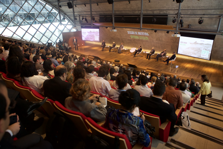 EIB promotes innovative solutions for Smart Cities at Urbantec Brasil 2015