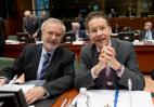 From left to right: Mr Werner HOYER, President of the EIB; Mr Jeroen DIJSSELBLOEM, Dutch Minister for Finance.