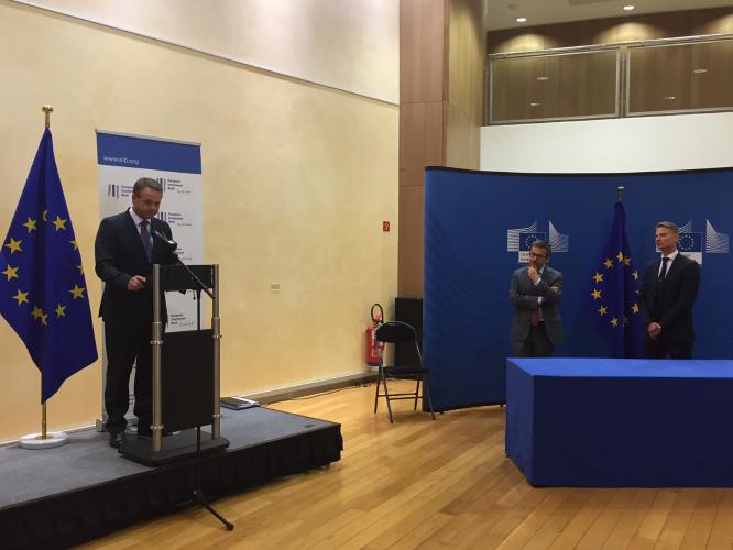 EU support for development of commercial wave energy technology in Europe.