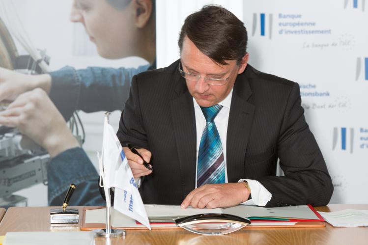 Signature of 2 polish projects 

- POLAND SCIENCE & RESEARCH NATIONAL CENTRES II 
- POLAND UNIVERSITY RESEARCH SUPPORT II