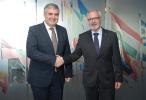 from left to right: Mr Ivaylo Kalfin, Deputy Prime Minister and Minister of Labour and Social Policy of the Republic of Bulgaria, and Mr Werner Hoyer, President of the EIB