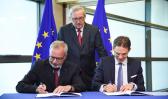 From left to right: Mr Werner Hoyer, President of the EIB, Mr Jean-Claude Juncker, President of the European Commission, Mr Jyrki Katainen, EC Vice-President