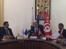 De gauche à droite: M. Román Escolano, Vice-Président de la BEI, S.E.M Yassine Brahim, Ministre du Développement, de l'Investissement et de la Coopération Internationale et S.E.M Mohammed Salah Arfaoui, Ministre de l'Equipment.