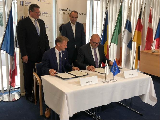SPP Gas Infrastructure Modernisation; EximBanka Loan for SMEs and Mid-Caps; Greenway EV Charging Network (EDP) and Inauguration of the new EIB Group Office
