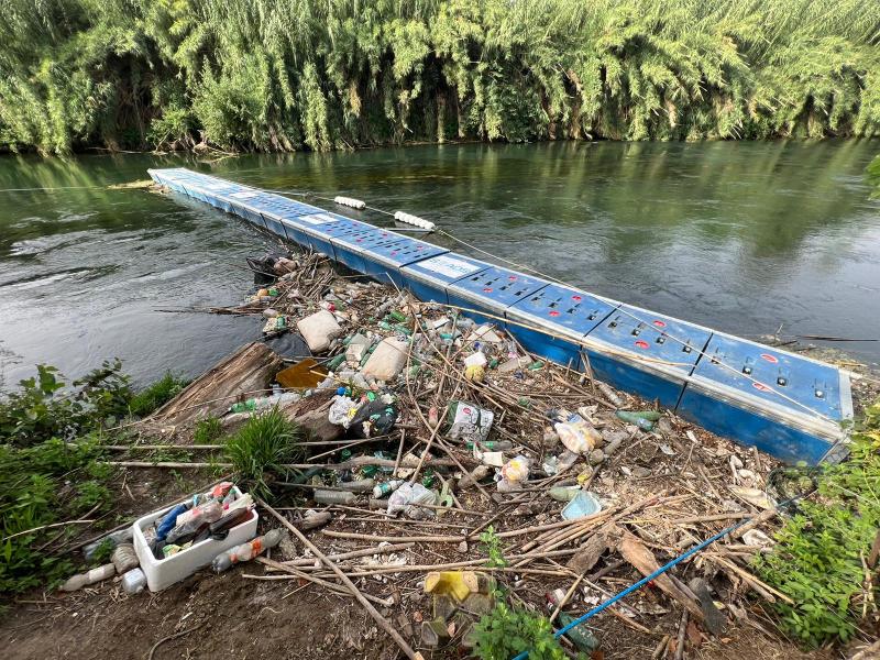 How to prevent river trash from ending up in the ocean