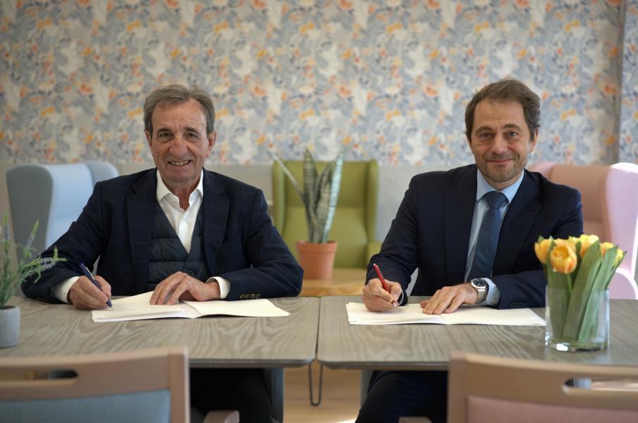 Spain: InvestEU - EIB and Vitalia sign a €90 million loan agreement ...